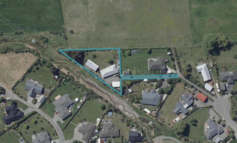 20 Cooks Lane, Heathcote Valley, Christchurch - Carousel 1