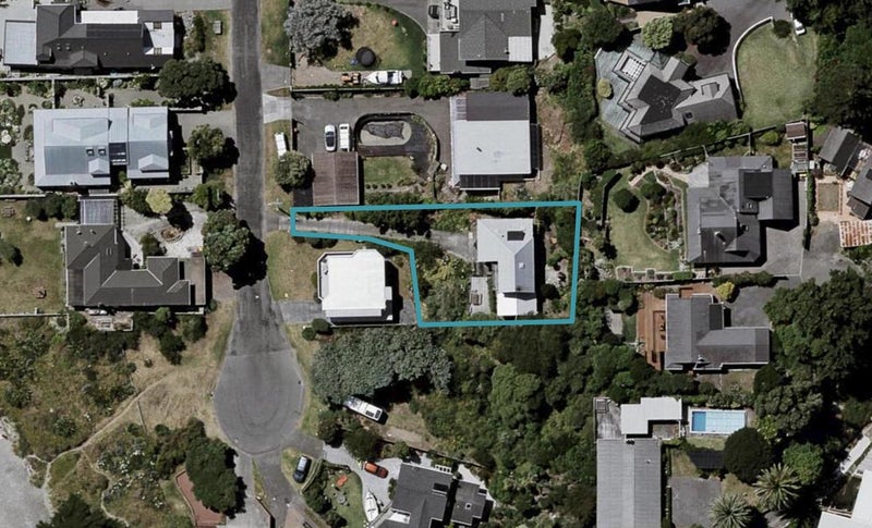17 Groves Road, Raumati Beach, Paraparaumu - Carousel 1