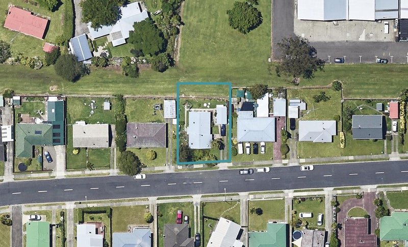 10 Apanui Avenue, Whakatane, Whakatane - Carousel 1