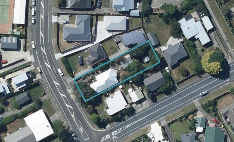 25 Main Road, Titahi Bay, Porirua - Carousel 1