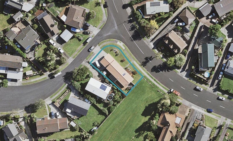 186 Carnoustie Drive, Wattle Downs, Auckland - Carousel 1