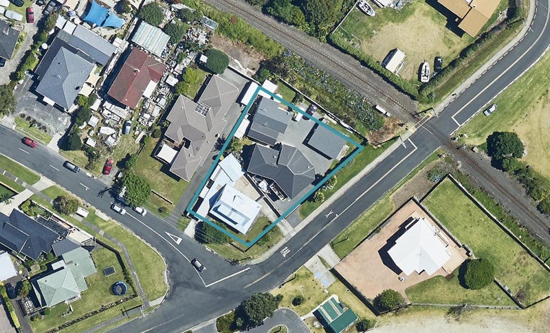 3/9 Maxwells Road, Otumoetai, Tauranga - Carousel 1