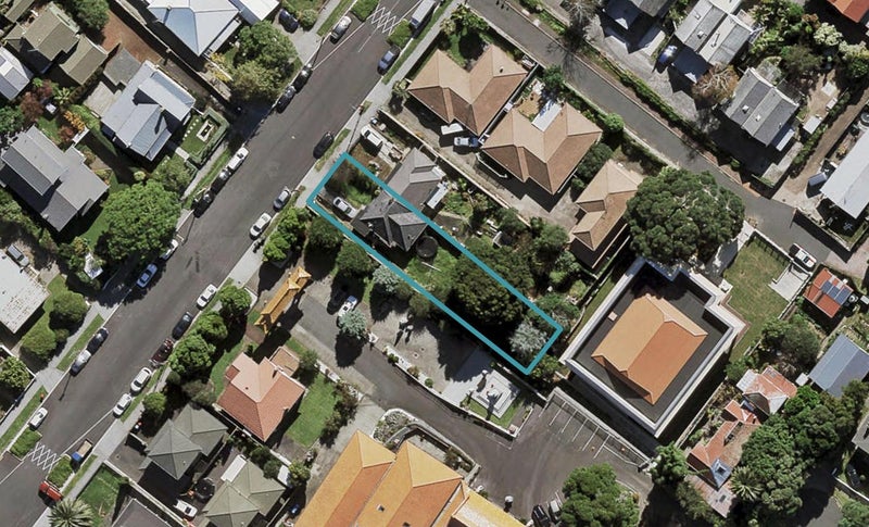 21 Wairakei Street, Greenlane, Auckland - Carousel 1
