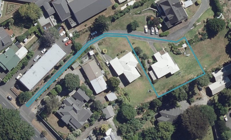 140 River Road, Hamilton East, Hamilton - Carousel 1