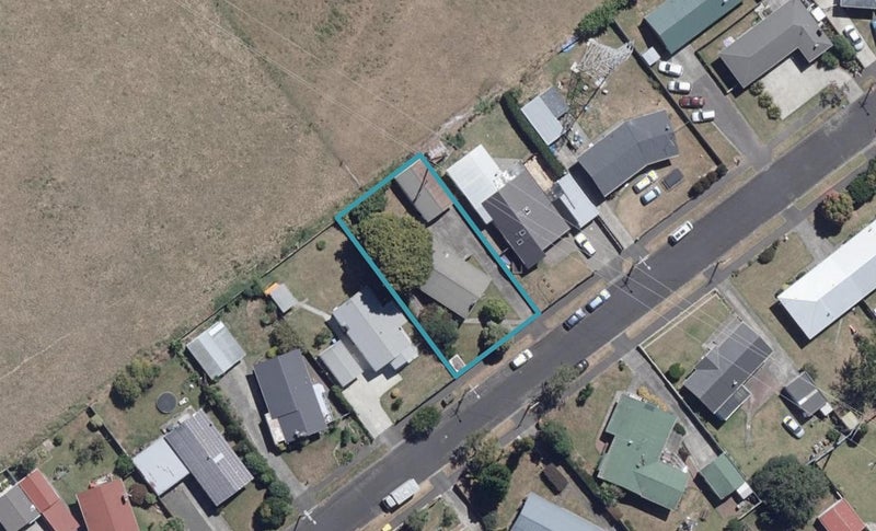 37 Sheridan Street, Silverdale, Hamilton - Carousel 1