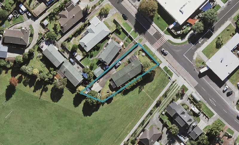 58 Eban Avenue, Hillcrest, Auckland - Carousel 1