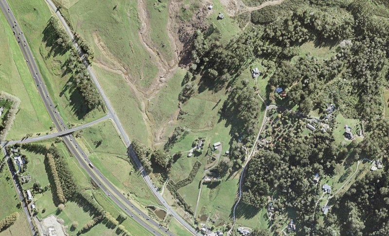 1545 East Coast Road, REDVALE, AUCKLAND - Carousel 1