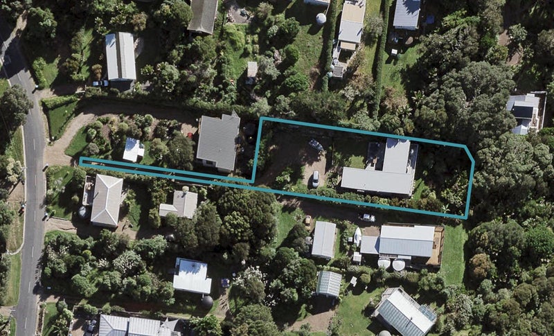 474B Sea View Road, Onetangi, Waiheke Island - Carousel 1