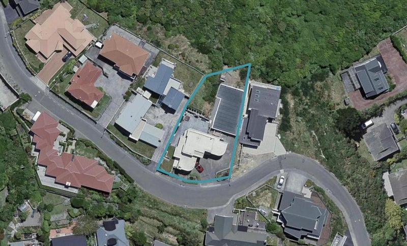10 Imran Terrace, Khandallah, Wellington - Carousel 1