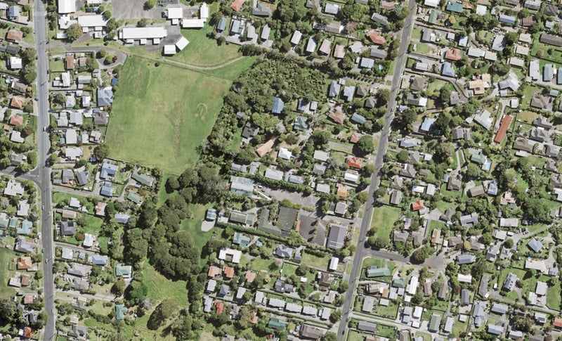 91C Woodglen Road, Glen Eden, Auckland - Carousel 1