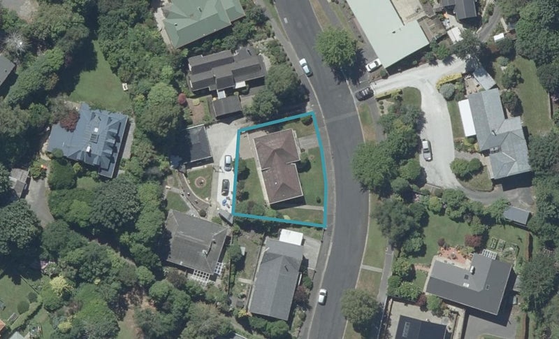 33 Glenross Street, Glenross, Dunedin - Carousel 1