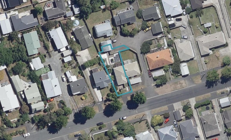 37 Claude Street, Fairfield, Hamilton - Carousel 1