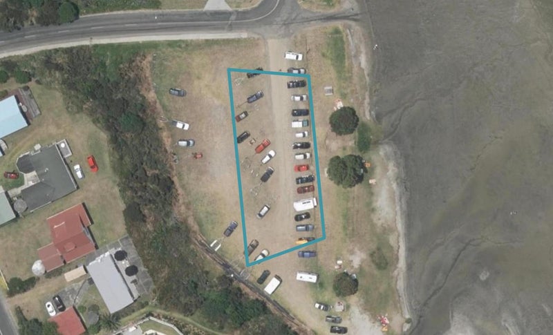 38 North Avenue, Mangawhai Heads, Mangawhai - Carousel 1