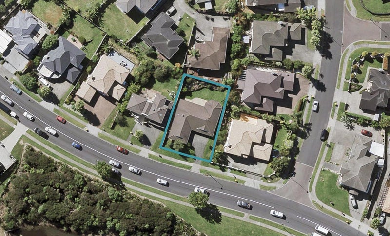 88 Hugh Green Drive, Pinehill, Auckland - Carousel 1