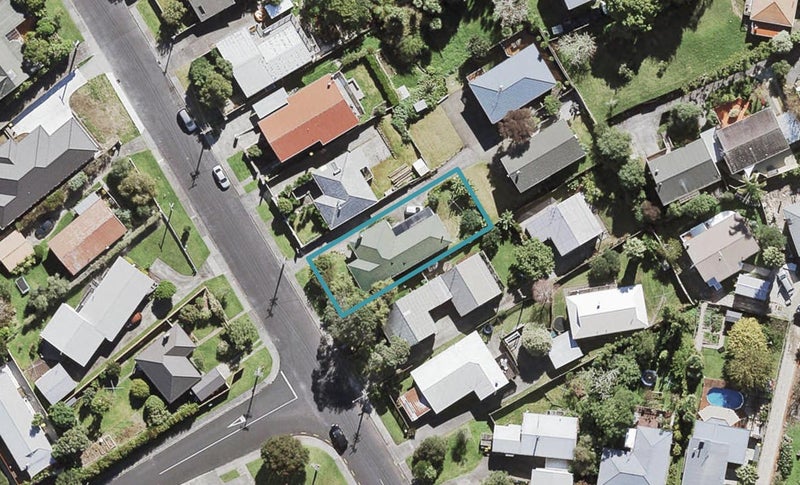 29 Aeroview Drive, Beach Haven, Auckland - Carousel 1