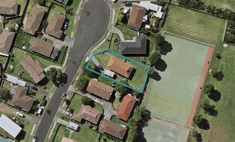 29 Dunstan Place, Otara, Auckland - Carousel 1