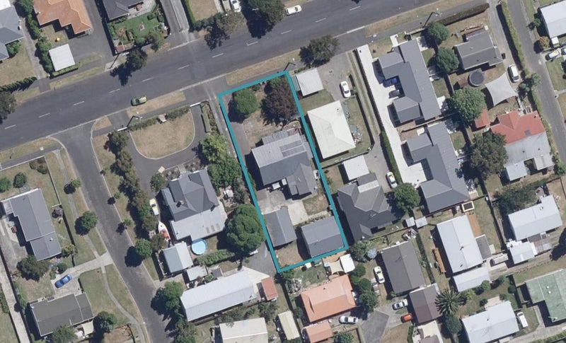 76 East Street, Enderley, Hamilton - Carousel 1