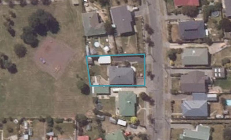 4 Arrow Crescent, Holmes Hill, Oamaru - Carousel 1