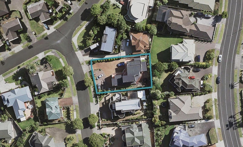 6 Lobelia Rise, Goodwood Heights, Auckland - Carousel 1
