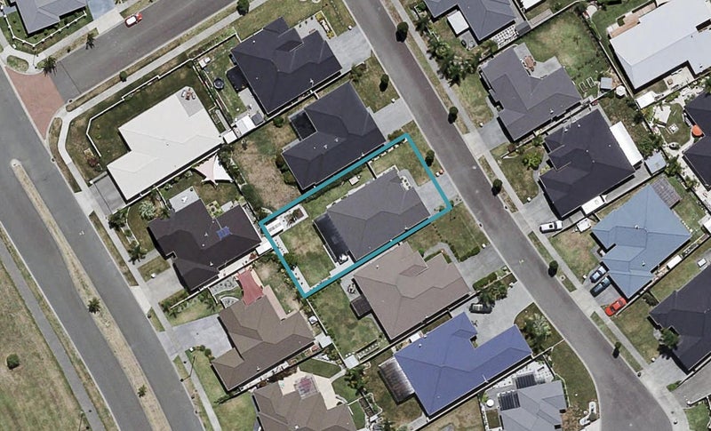 5 Portland Place, Poraiti, Napier - Carousel 1