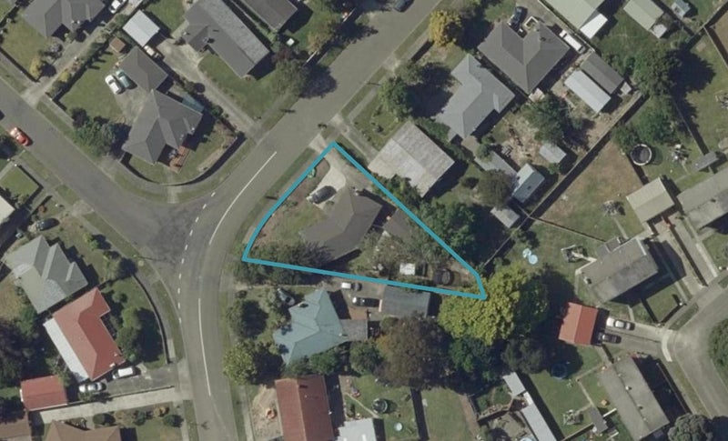 8 Jackson Avenue, Highbury, Palmerston North - Carousel 1