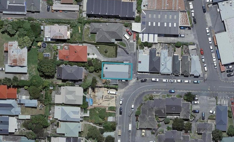 14C Florence Street, Newtown, Wellington - Carousel 1