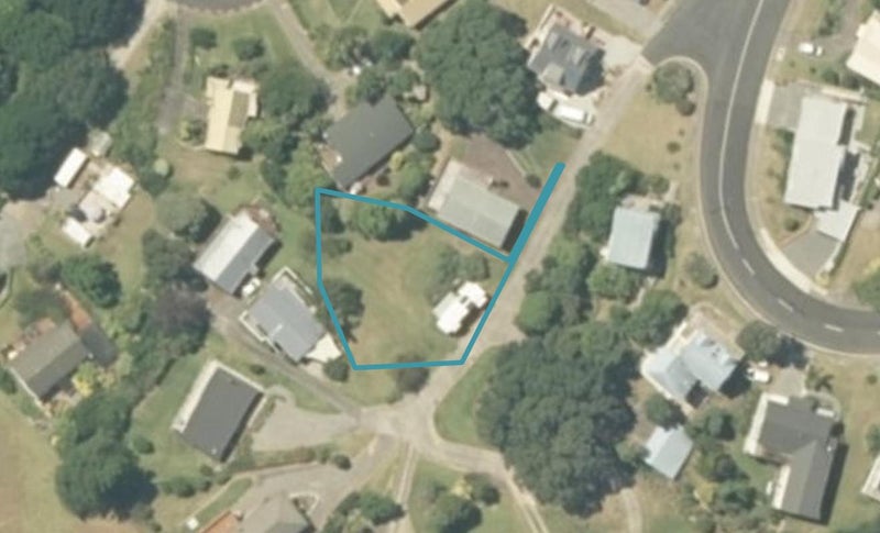 316 Onemana Drive, Onemana - Carousel 1