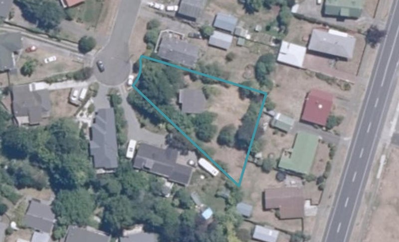 9 Gradwell Place, Two Mile Bay, Taupō - Carousel 1