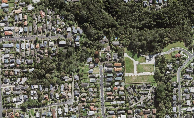 26 Aorangi Place, Birkenhead, Auckland - Carousel 1