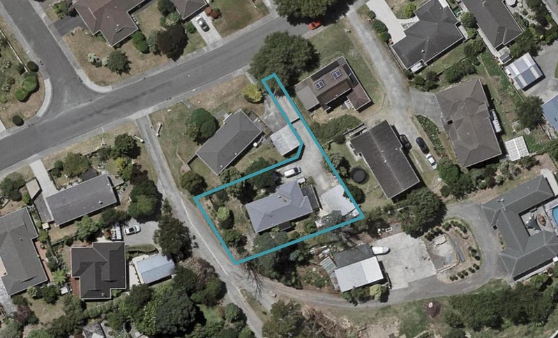 100 Langdale Avenue, Paraparaumu - Carousel 1