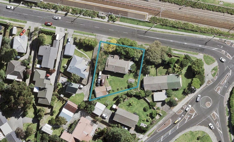 4 Pooks Road, Ranui, Auckland - Carousel 1