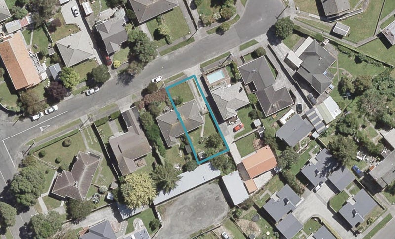 76 Hall Crescent, Epuni, Lower Hutt - Carousel 1