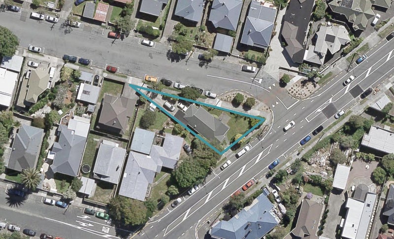 97 Kings Crescent, Hutt Central, Lower Hutt - Carousel 1