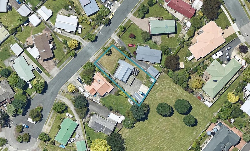 8 Te Ana Place, Lynmore, Rotorua - Carousel 1