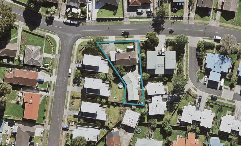 9 Valiant Street, Mangere, Auckland - Carousel 1