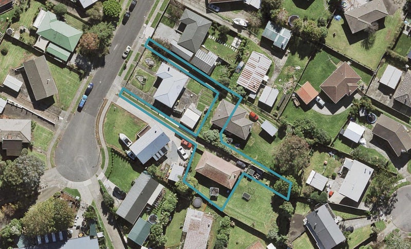 24B Lindis Place, Mangere Bridge, Auckland - Carousel 1