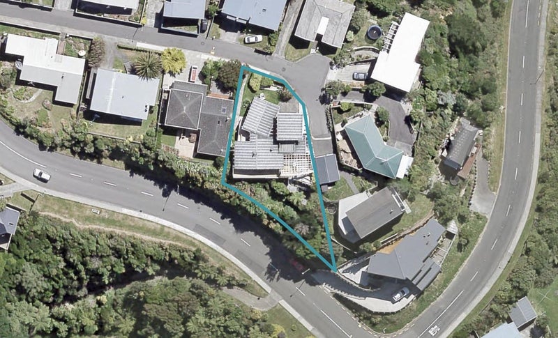 8 Lilac Lane, Maungaraki, Lower Hutt - Carousel 1