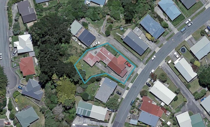46A Edgecombe Street, Newlands, Wellington - Carousel 1