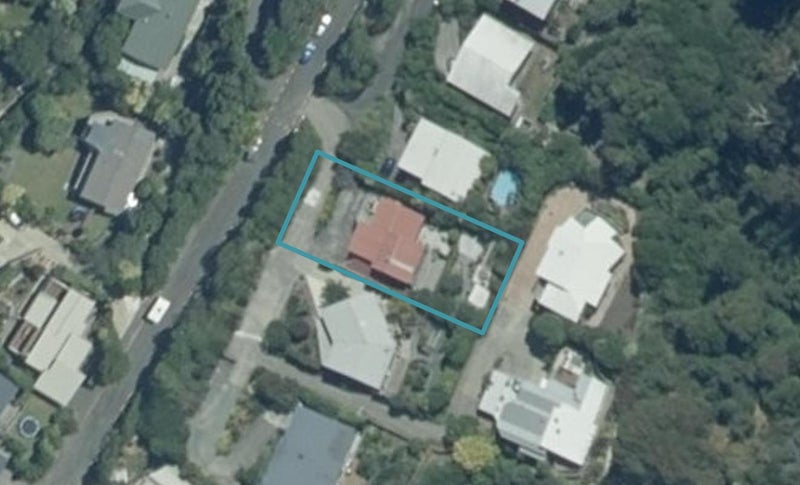 16 Orakei Street, Tahunanui, Nelson - Carousel 1