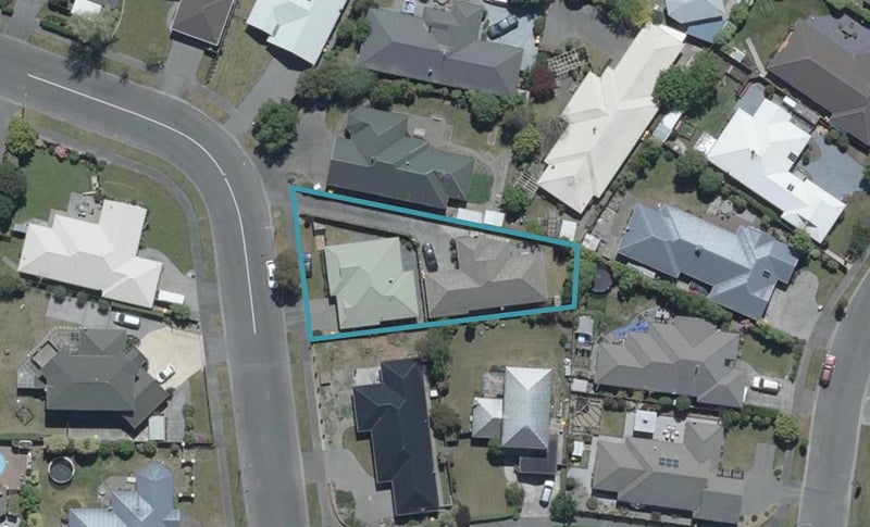 1/32 Anglesea Avenue, Parklands, Christchurch - Carousel 1