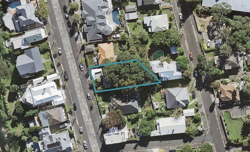 59 Queen Street, Northcote Point, Auckland - Carousel 1