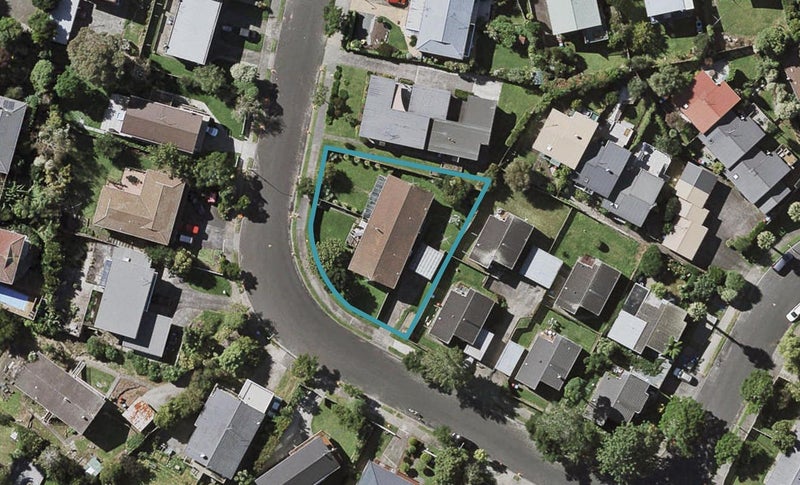 2/6 Cotton Street, St Johns, Auckland - Carousel 1
