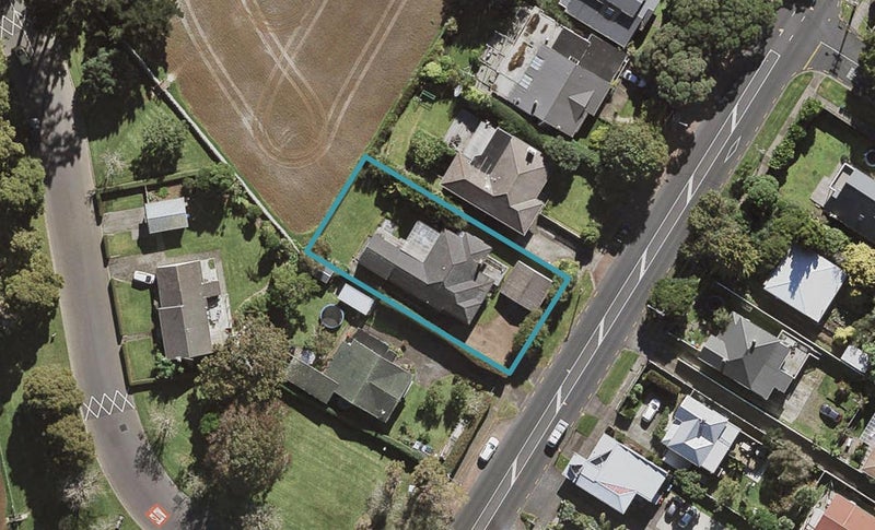 110 Campbell Road, One Tree Hill, Auckland - Carousel 1