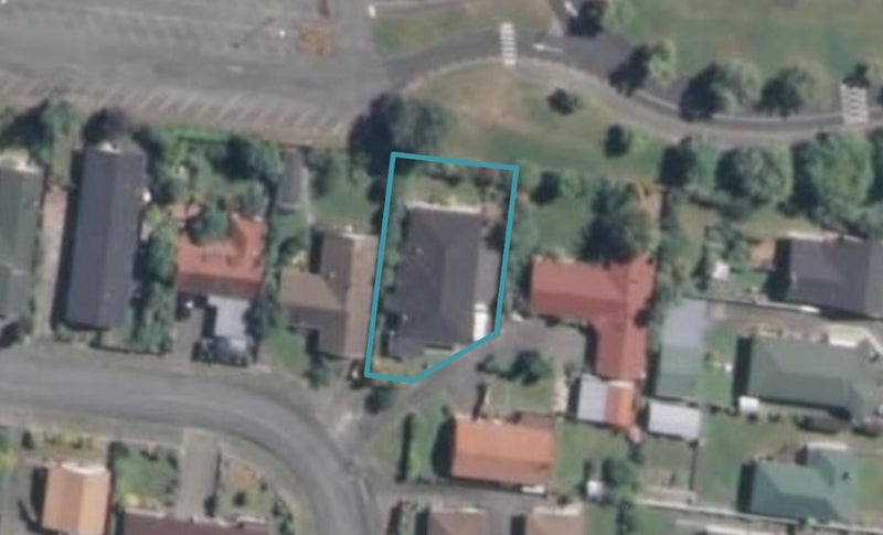 1/11 Roxburgh Street, Glenwood, Timaru - Carousel 1