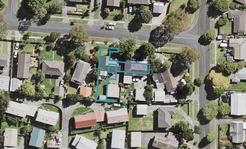 4B Urlich Drive, Ranui, Auckland - Carousel 1