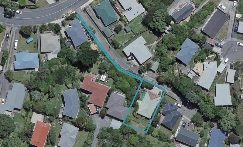 8 Leona Way, Paparangi, Wellington - Carousel 1
