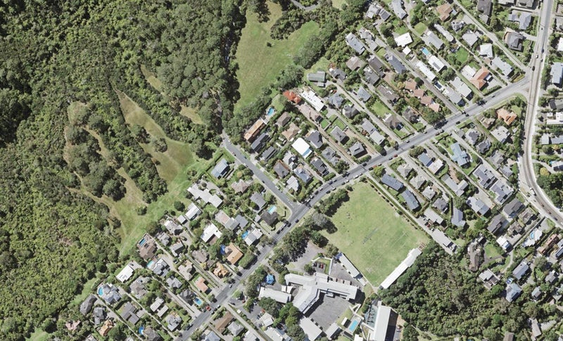 2/1A Rae Road, Campbells Bay, Auckland - Carousel 1
