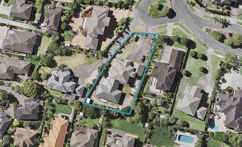 41 Anaheim Boulevard, Shamrock Park, Auckland - Carousel 1