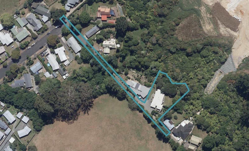 70B Nevada Road, Silverdale, Hamilton - Carousel 1
