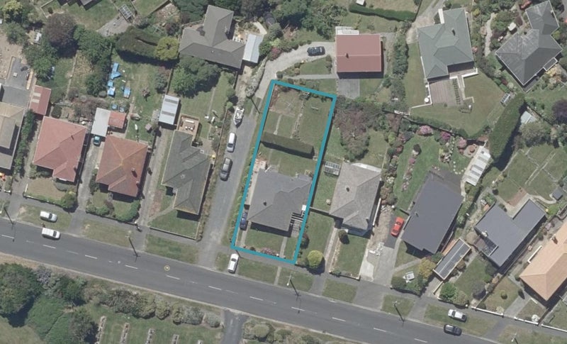 121 Tahuna Road, Andersons Bay, Dunedin - Carousel 1